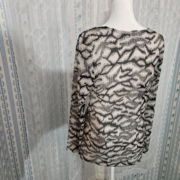 Lot - MSK XL Black Gold Paisley Open Front Cardigan + Chico’s Size 1 Tunic - Picture 7 of 7